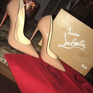 So Kate’s Christian Louboutin 120mm nude